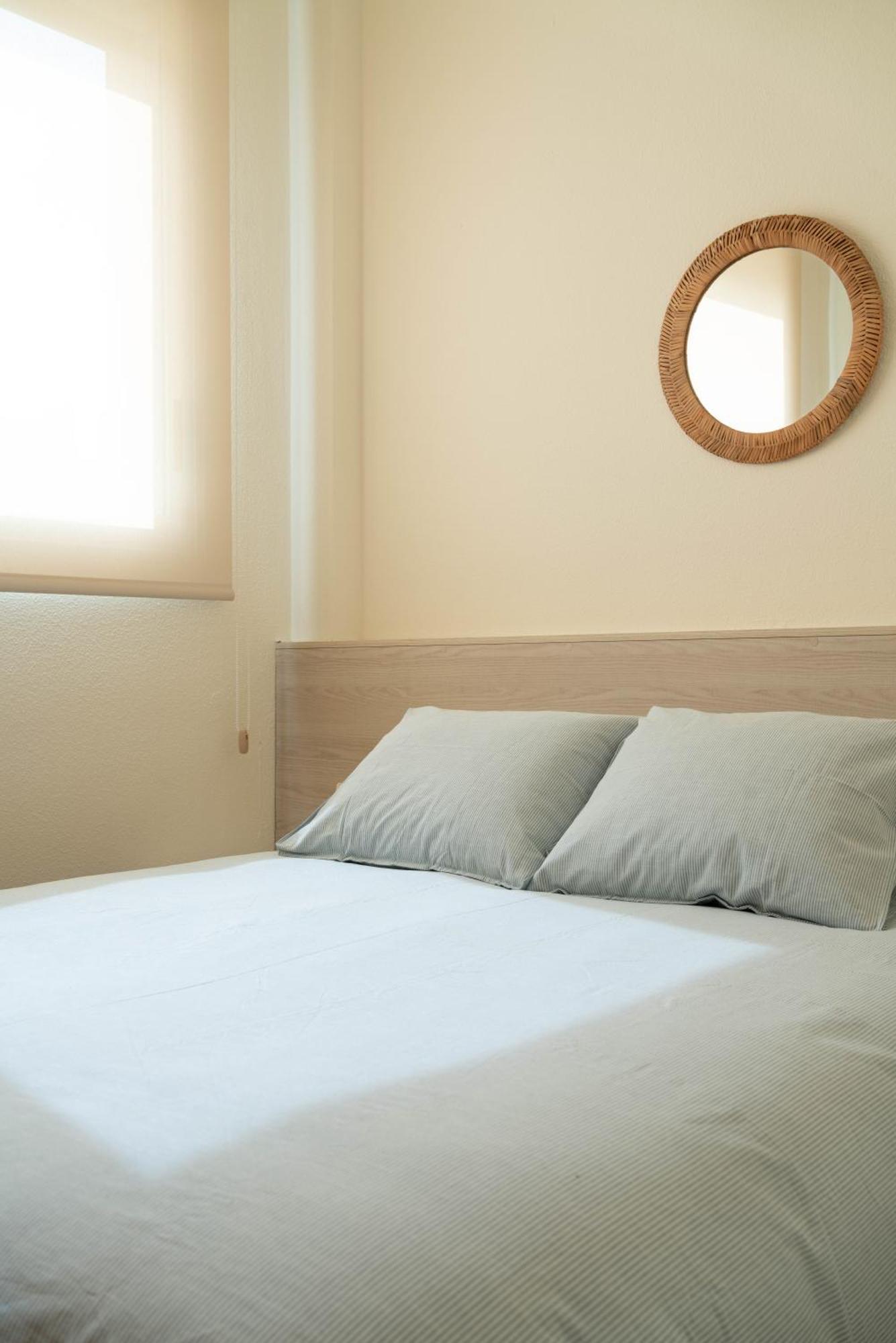Apartamentos Go - Genova Parquesol - Parking Gratuito バリャドリド エクステリア 写真